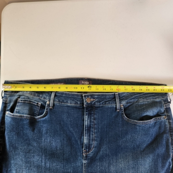 NYDJ Marilyn Straight Crockett Jeans Blue Medium Wash New NWT Size 24W Stretch - Picture 7 of 10